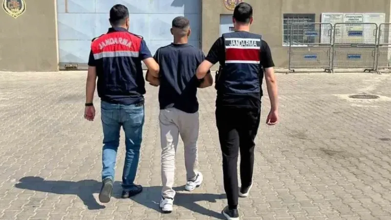 Husumetlilerini bıçakla yaralayan şahıs tutuklandı